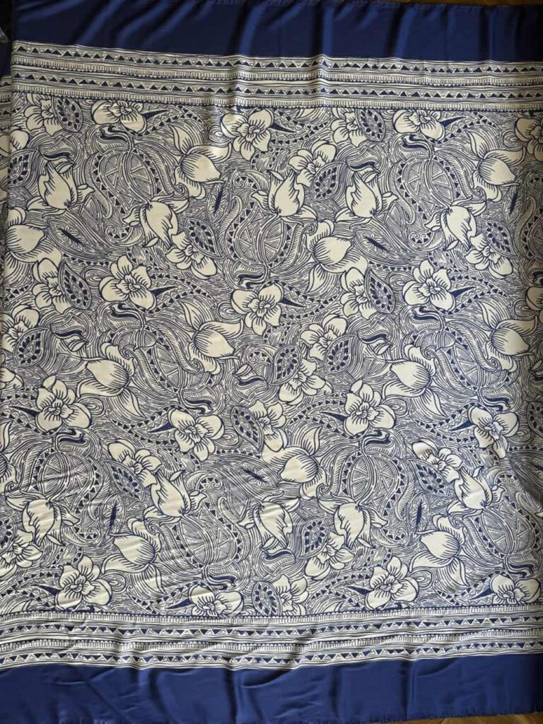 Blue botanical batik fabrik