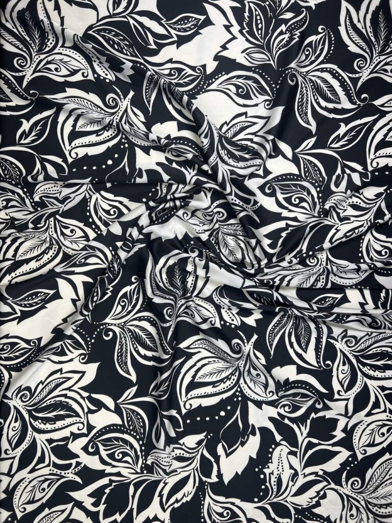 Damasco Black and White