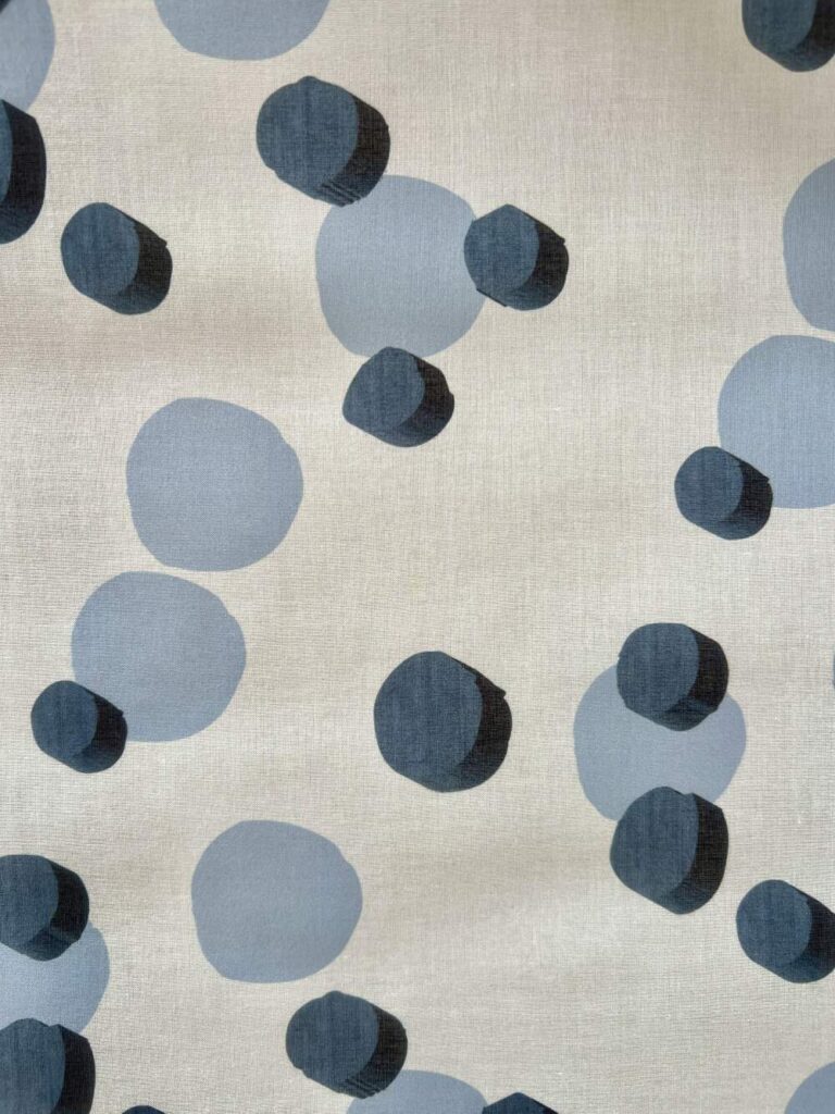 Shadow Dot Print fabric 1 mille bolle blu